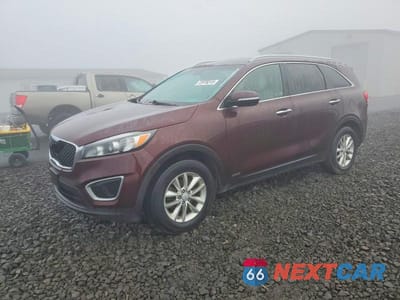 2017 KIA SORENTO LX 5XYPGDA32HG279354 - główne zdjęcie licytacji z USA - miniatura
