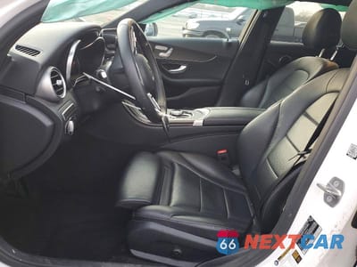 Zdjęcie 7 z 12 samochodu: 2020 MERCEDES-BENZ C 300 VIN:55SWF8DBXLU328534 - miniatura