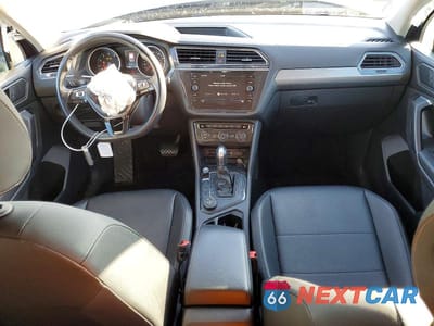 Zdjęcie 8 z 14 samochodu: 2019 VOLKSWAGEN TIGUAN SE VIN:3VV2B7AX8KM079930 - miniatura