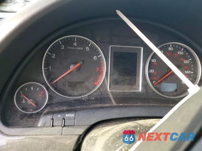 Zdjęcie 9 z 12 samochodu: 2005 AUDI A4 1.8T VIN:WAUJC68E25A120329 - miniatura