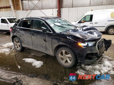 Czwarte zdjęcie samochodu z boku: 2020 AUDI Q3 PREMIUM VIN:WA1AECF37L1025866 - miniatura