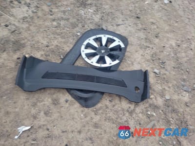 Zdjęcie 13 z 15 samochodu: 2024 TESLA MODEL Y VIN:7SAYGAEE8RF050039 - miniatura