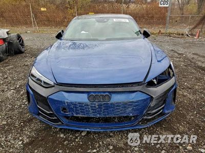Piąte zdjęcie samochodu w środku: 2024 AUDI RS E-TRON GT VIN:WAUBHBFW3R7900076 - miniatura