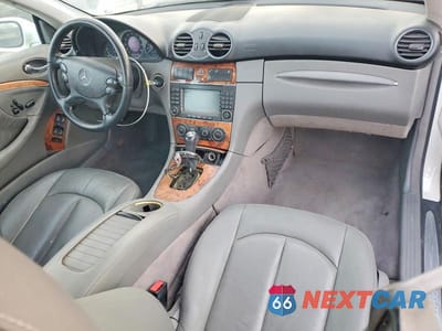 Zdjęcie 8 z 12 samochodu: 2006 MERCEDES-BENZ CLK 350 VIN:WDBTJ56H46F196811 - miniatura