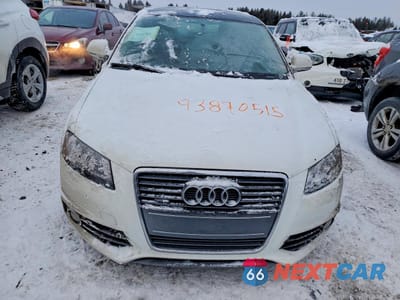 Piąte zdjęcie samochodu w środku: 2010 AUDI A3 PREMIUM VIN:WAUDFCFM4AA097627 - miniatura