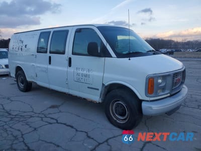 Czwarte zdjęcie samochodu z boku: 2001 GMC SAVANA 3500 DELIVERY VAN VIN:1GTHG39R011134892 - miniatura