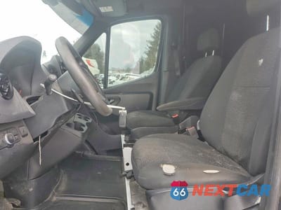 Zdjęcie 7 z 12 samochodu: 2021 MERCEDES BENZ SPRINTER 2500 DELIVERY VAN VIN:W1W40CHY3MT052969 - miniatura