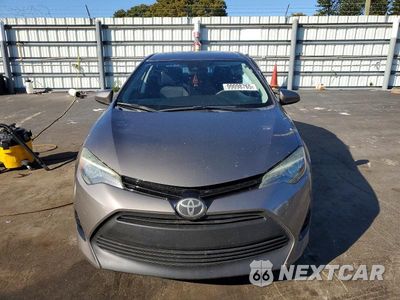 Piąte zdjęcie samochodu w środku: 2018 TOYOTA COROLLA L VIN:2T1BURHE2JC984549 - miniatura