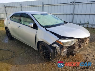 Czwarte zdjęcie samochodu z boku: 2015 TOYOTA COROLLA S VIN:5YFBURHE3FP268010 - miniatura