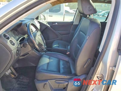Zdjęcie 7 z 11 samochodu: 2010 VOLKSWAGEN TIGUAN SE VIN:WVGBV7AX9AW521775 - miniatura
