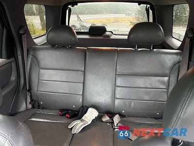 Zdjęcie 6 z 8 samochodu: 2002 FORD ESCAPE XLT VIN:1FMYU04112KD21087 - miniatura