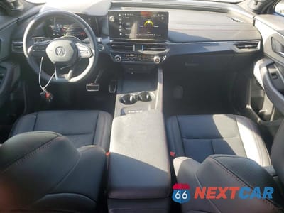 Zdjęcie 8 z 13 samochodu: 2024 ACURA ZDX A-SPEC VIN:4W5KHMRK1RZ515808 - miniatura