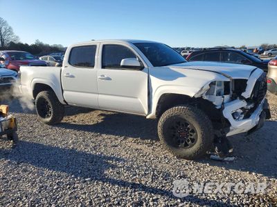 Czwarte zdjęcie samochodu z boku: 2023 TOYOTA TACOMA DOUBLE CAB VIN:3TMCZ5AN6PM548943 - miniatura