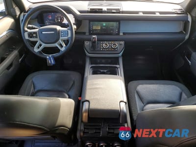 Zdjęcie 8 z 14 samochodu: 2020 LAND ROVER DEFENDER 110 S VIN:SALEJEEX9L2023350 - miniatura
