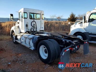Trzecie zdjęcie samochodu z tyłu: 2017 KENWORTH CONSTRUCTION T400 VIN:3BKBA28X5HF158971 - miniatura