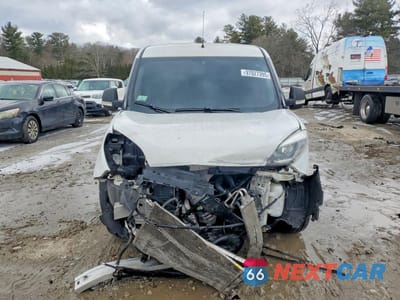 Piąte zdjęcie samochodu w środku: 2019 RAM PROMASTER CITY DELIVERY VAN VIN:ZFBHRFAB3K6L89330 - miniatura