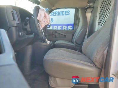 Zdjęcie 7 z 13 samochodu: 2023 CHEVROLET EXPRESS 2500 UTILITY / SERVICE VAN VIN:1GCWGAFP0P1209551 - miniatura