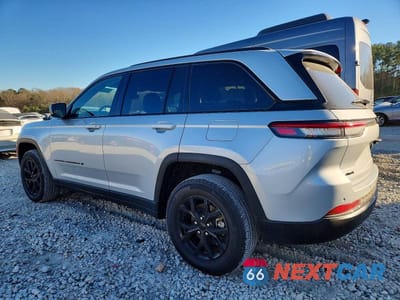 Drugie zdjęcie samochodu z przodu: 2024 JEEP GRAND CHEROKEE LAREDO VIN:1C4RJHAG3RC108672 - miniatura