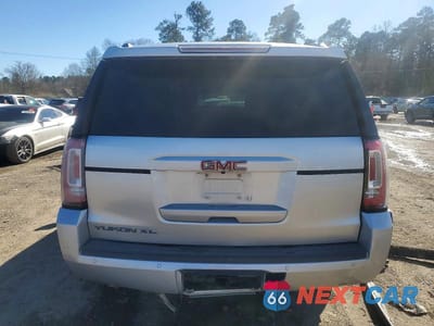 Zdjęcie 6 z 12 samochodu: 2017 GMC YUKON XL K1500 SLT VIN:1GKS2GKC4HR185913 - miniatura