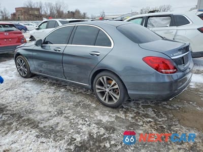 Drugie zdjęcie samochodu z przodu: 2017 MERCEDES-BENZ C 300 4MATIC VIN:55SWF4KB4HU183297 - miniatura