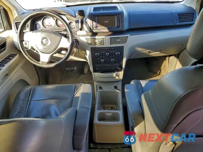 Zdjęcie 8 z 13 samochodu: 2010 VOLKSWAGEN ROUTAN SE VIN:2V4RW3D17AR424413 - miniatura