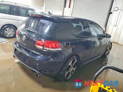 Trzecie zdjęcie samochodu z tyłu: 2011 VOLKSWAGEN GTI VIN:WVWFD7AJXBW261845 - miniatura