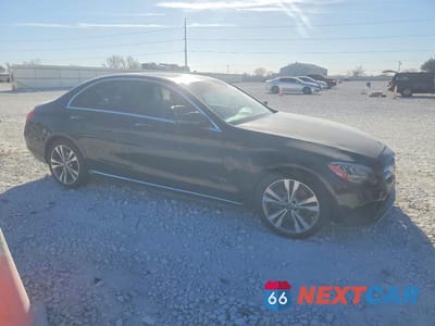 Czwarte zdjęcie samochodu z boku: 2020 MERCEDES-BENZ C 300 VIN:W1KWF8DB6LR596076 - miniatura