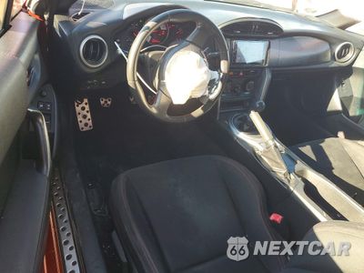 Zdjęcie 8 z 12 samochodu: 2013 TOYOTA SCION FR-S VIN:JF1ZNAA19D1704919 - miniatura