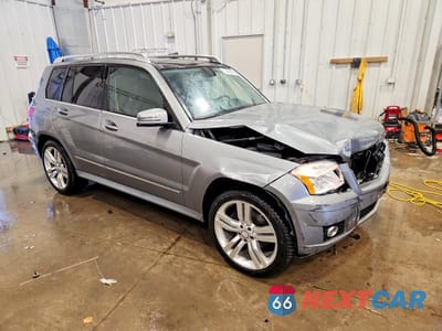 Czwarte zdjęcie samochodu z boku: 2012 MERCEDES-BENZ GLK 350 4MATIC VIN:WDCGG8HB9CF897491 - miniatura