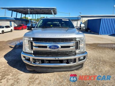 Piąte zdjęcie samochodu w środku: 2019 FORD F250 SUPER DUTY VIN:1FT7W2B67KED63279 - miniatura