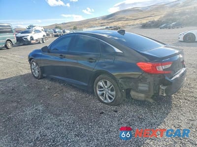 Drugie zdjęcie samochodu z przodu: 2018 HONDA ACCORD LX VIN:1HGCV1F11JA247786 - miniatura