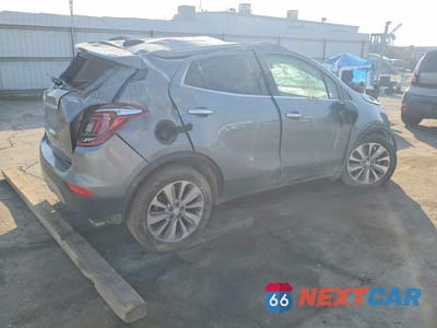 Trzecie zdjęcie samochodu z tyłu: 2020 BUICK ENCORE PREFERRED VIN:KL4CJASB0LB080966 - miniatura