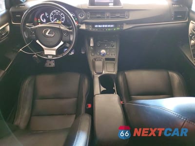 Zdjęcie 8 z 11 samochodu: 2016 LEXUS CT 200 VIN:JTHKD5BH0G2262286 - miniatura