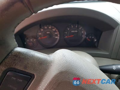 Zdjęcie 9 z 13 samochodu: 2006 JEEP GRAND CHEROKEE LAREDO VIN:1J8GR48K26C306697 - miniatura