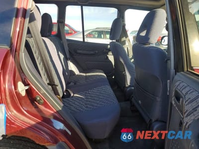 Zdjęcie 10 z 12 samochodu: 1998 TOYOTA RAV4 VIN:JT3GP10V1W7029832 - miniatura