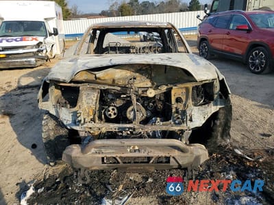 Piąte zdjęcie samochodu w środku: 2019 TOYOTA TACOMA DOUBLE CAB VIN:5TFCZ5AN2KX195717 - miniatura
