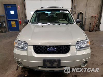Piąte zdjęcie samochodu w środku: 2005 FORD ESCAPE LIMITED VIN:1FMCU94155KA43491 - miniatura