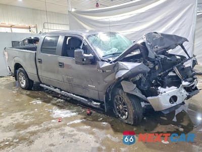 Czwarte zdjęcie samochodu z boku: 2012 FORD F150 SUPERCREW VIN:1FTVW1ET1CKD81329 - miniatura