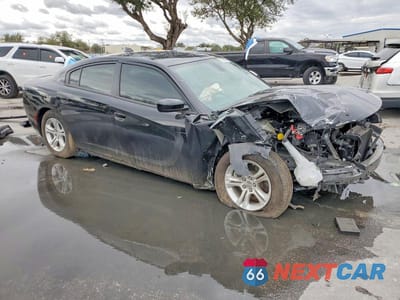 Czwarte zdjęcie samochodu z boku: 2023 DODGE CHARGER SXT VIN:2C3CDXBG3PH701419 - miniatura