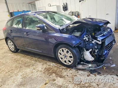 Czwarte zdjęcie samochodu z boku: 2012 FORD FOCUS SE VIN:1FAHP3K21CL108182 - miniatura