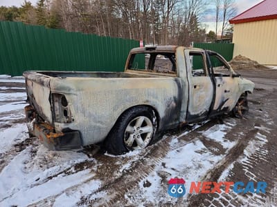 Trzecie zdjęcie samochodu z tyłu: 2017 RAM 1500 ST VIN:1C6RR7FTXHS745515 - miniatura