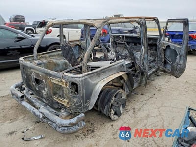 Trzecie zdjęcie samochodu z tyłu: 2011 JEEP WRANGLER UNLIMITED SPORT VIN:1J4BA3H18BL507728 - miniatura