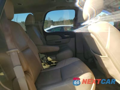 Zdjęcie 11 z 14 samochodu: 2012 GMC YUKON DENALI VIN:1GKS2EEFXCR257636 - miniatura