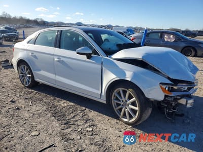 Czwarte zdjęcie samochodu z boku: 2015 AUDI A3 PREMIUM PLUS VIN:WAUEFGFFXF1010883 - miniatura
