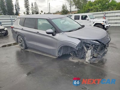 Czwarte zdjęcie samochodu z boku: 2022 MITSUBISHI OUTLANDER SE VIN:JA4J3UA84NZ024158 - miniatura