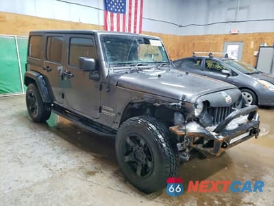 Czwarte zdjęcie samochodu z boku: 2016 JEEP WRANGLER UNLIMITED SPORT VIN:1C4BJWKG4GL293445 - miniatura