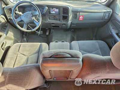 Zdjęcie 8 z 14 samochodu: 2006 CHEVROLET SILVERADO C1500 VIN:2GCEC13T161192292 - miniatura