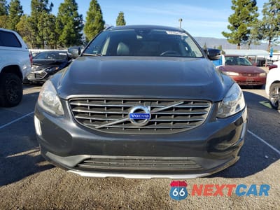 Piąte zdjęcie samochodu w środku: 2015 VOLVO XC60 T5 PREMIER VIN:YV4612RK0F2631607 - miniatura