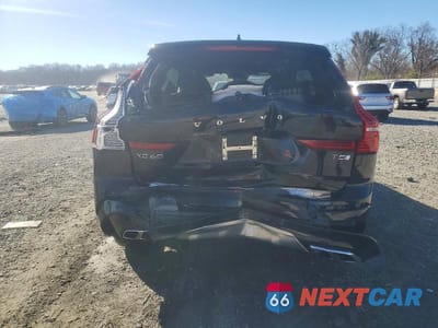 Zdjęcie 6 z 11 samochodu: 2021 VOLVO XC60 T5 R-DESIGN VIN:YV4102DM1M1846647 - miniatura