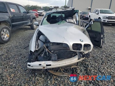 Piąte zdjęcie samochodu w środku: 2002 BMW 540 I VIN:WBADN53452GF70049 - miniatura